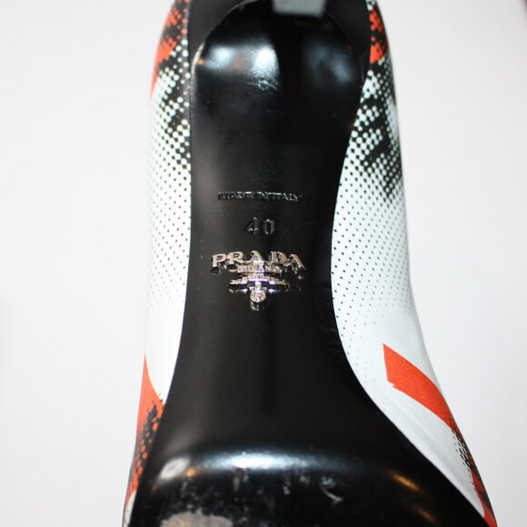 Prada Rare Graffiti Eye Pointy Toe Pumps Shoes in size EU 40 / US 10 - Picture 11 of 12
